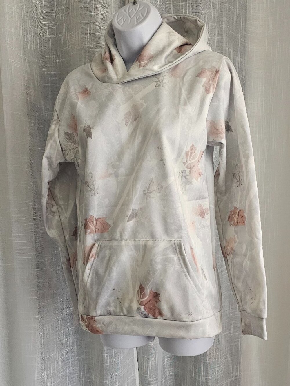 Women's Camo Maple Leaf Hoodie Lightweight Printed Fleece Hooded Sweatshirt Siz